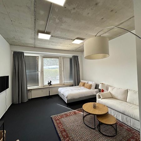 35 Qm Grosses Apartment Mit Eigenem Badezimmer In Den Elbvororten Гамбург Екстер'єр фото
