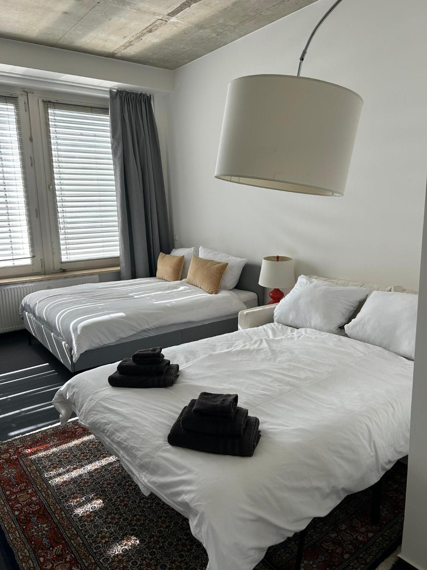 35 Qm Grosses Apartment Mit Eigenem Badezimmer In Den Elbvororten Гамбург Екстер'єр фото