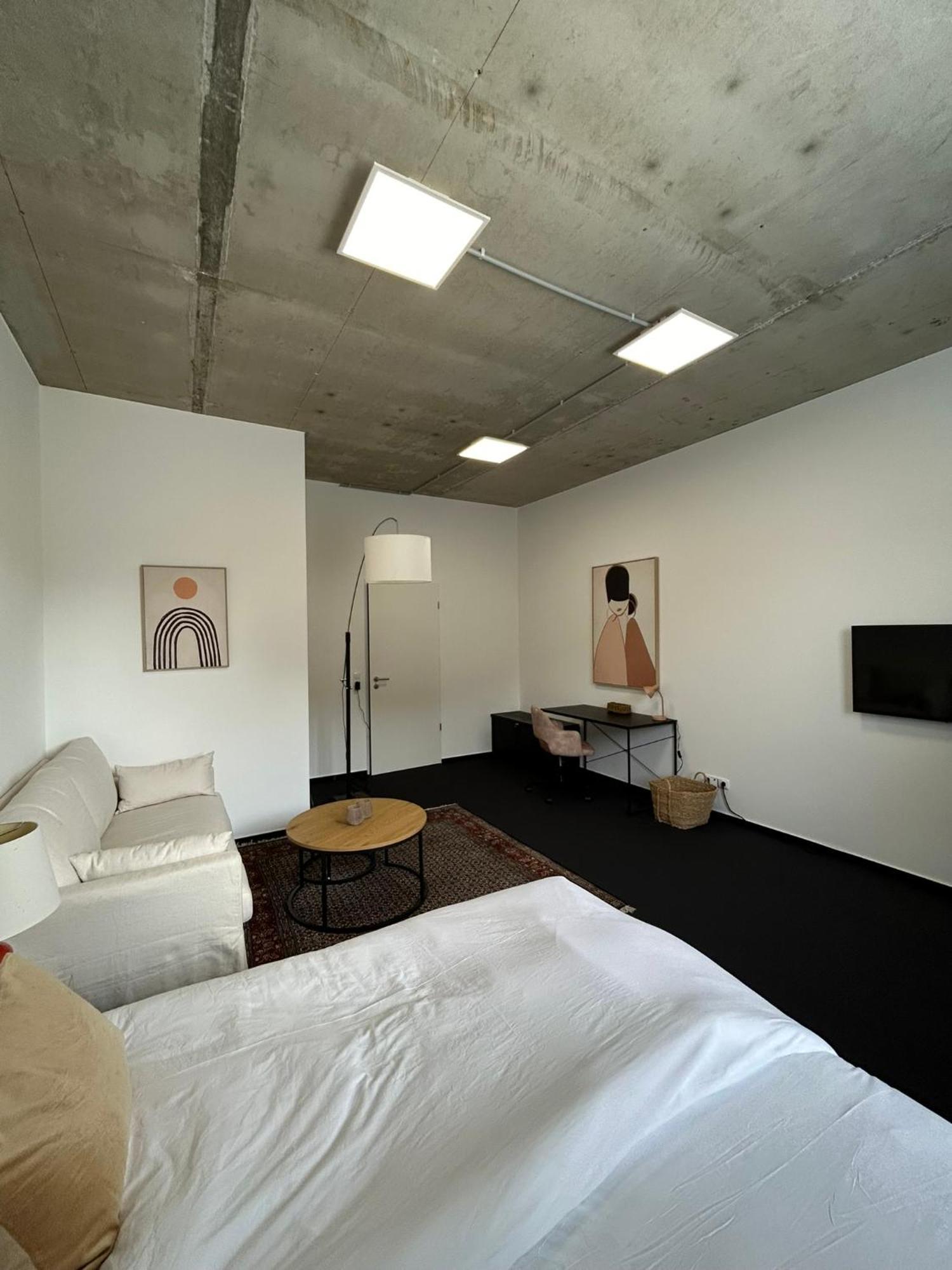 35 Qm Grosses Apartment Mit Eigenem Badezimmer In Den Elbvororten Гамбург Екстер'єр фото